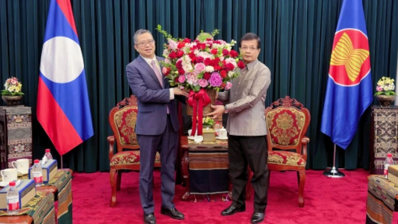Đại sứ Việt Nam tại Trung Quốc chúc mừng Tết cổ truyền của Lào