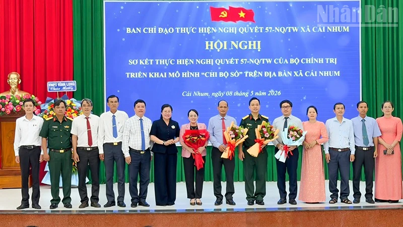 Vĩnh Long đột phá chuyển đổi số từ gốc “Chi bộ số” ở Cái Nhum