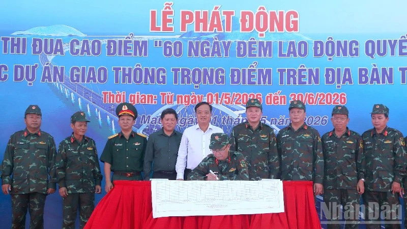 Cà Mau sôi nổi hoạt động thi đua tăng tốc các công trình trọng điểm quốc gia