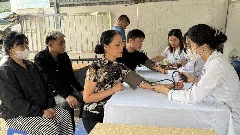 Tầm soát, quản lý sức khỏe cho người dân ngay tại tuyến y tế cơ sở