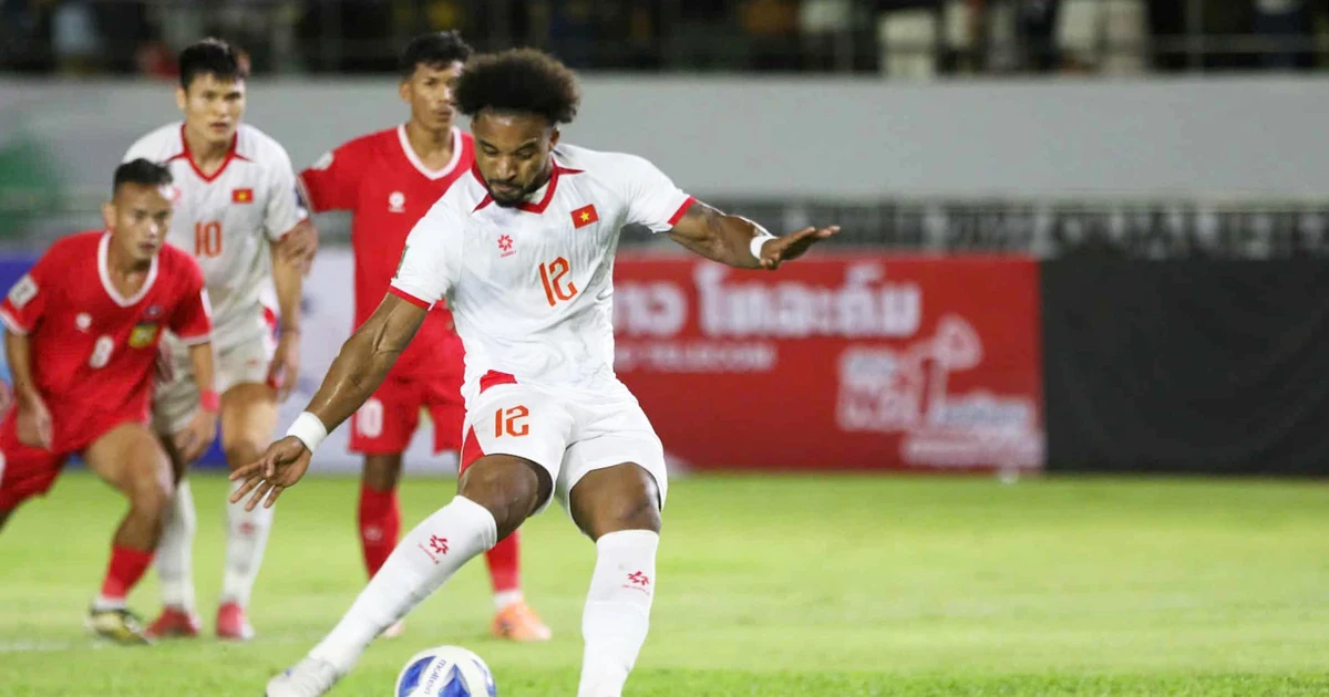 前锋春山在点球点上表现出色，为球队攻入一球。（图片来源：VFF）