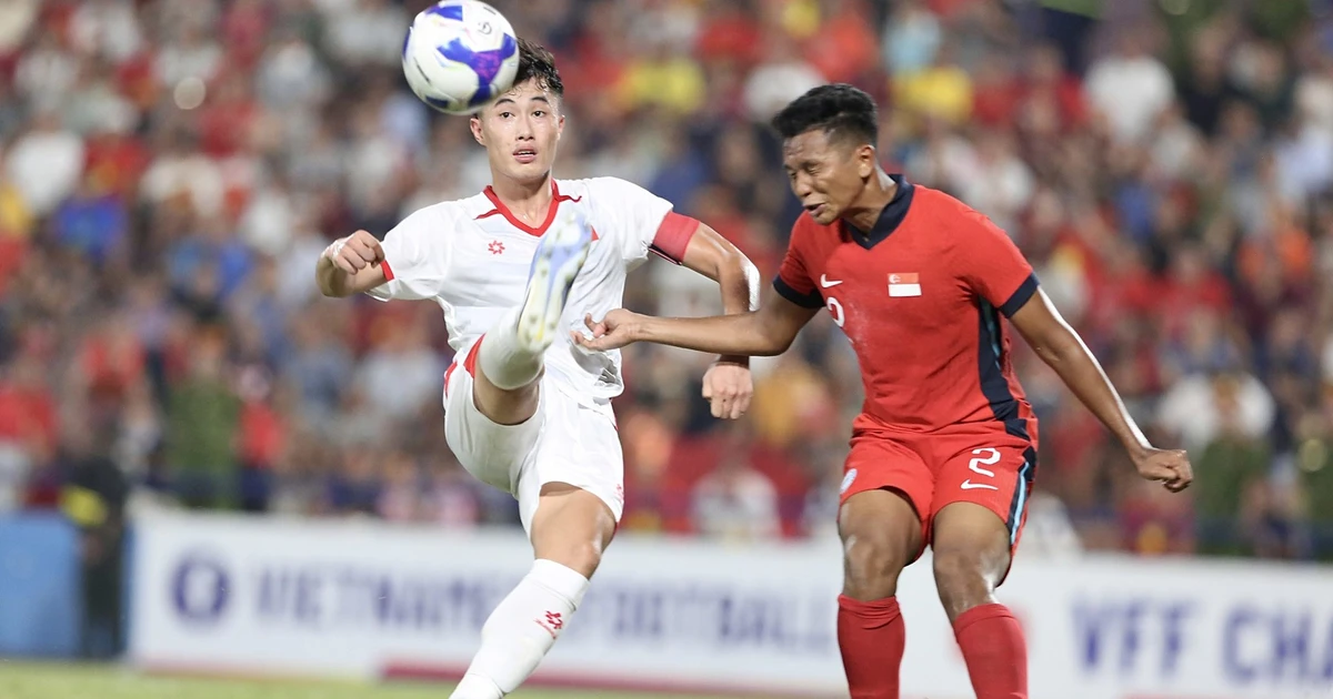 28名越南U22国家足球队运动员备战第33届东南亚运动会