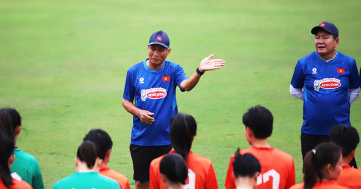 越南国家女子足球队启程前往日本集训