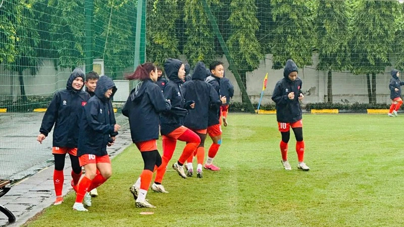 Bóng đá nữ Việt Nam hoàn thiện thể lực và chiến thuật hướng tới SEA Games 33