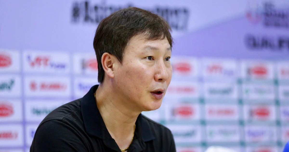 HLV Kim Sang Sik: Đội tuyển Việt Nam cần cải thiện khả năng dứt điểm