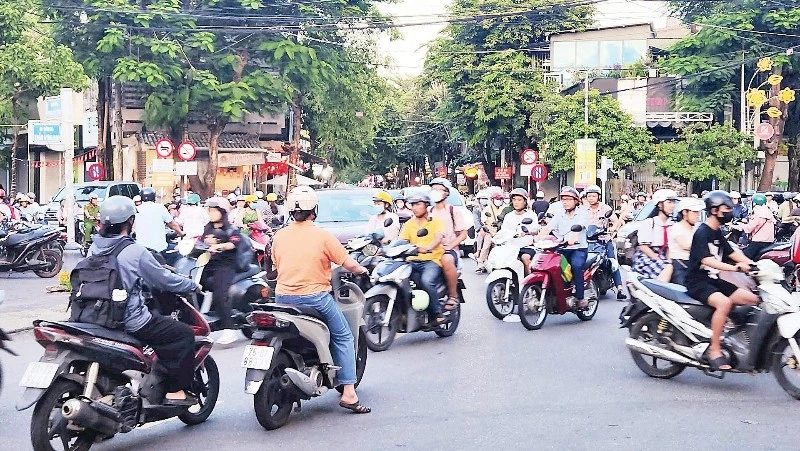 Gỡ “điểm nghẽn” giao thông lõi đô thị trung tâm