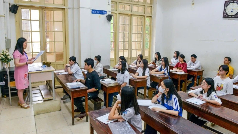 Cuộc đua" vào lớp 10 ở chặng nước rút