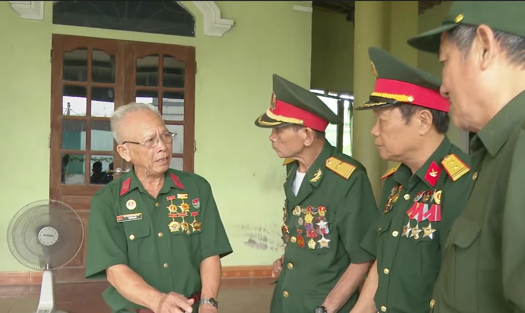 Hành trình “trả nghĩa đồng đội”