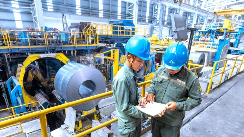 Kiên trì thực hiện mục tiêu tăng trưởng cao