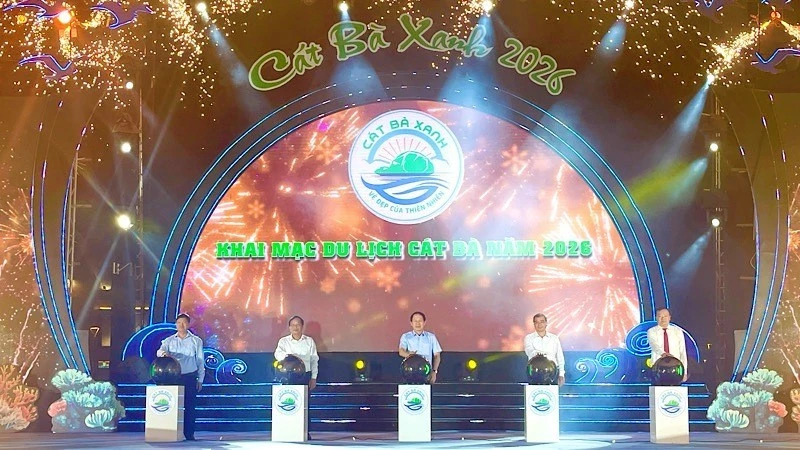 Cát Hải kỷ niệm 67 năm Ngày Bác Hồ về thăm và khai mạc du lịch Cát Bà năm 2026