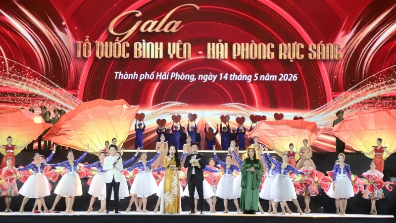 Gala “Tổ quốc bình yên - Hải Phòng rực sáng