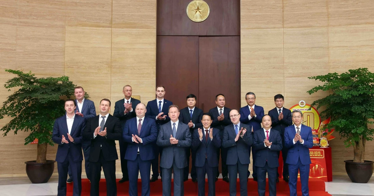 Thúc đẩy hợp tác giữa Bộ Công an Việt Nam và Cơ quan Vệ binh quốc gia Liên bang Nga