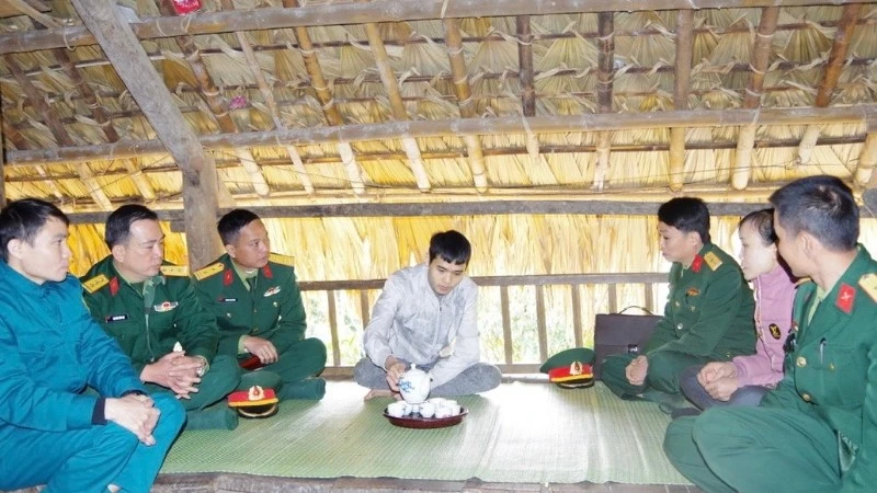 Làn gió mới” từ các sĩ quan quân đội chính quy về xã