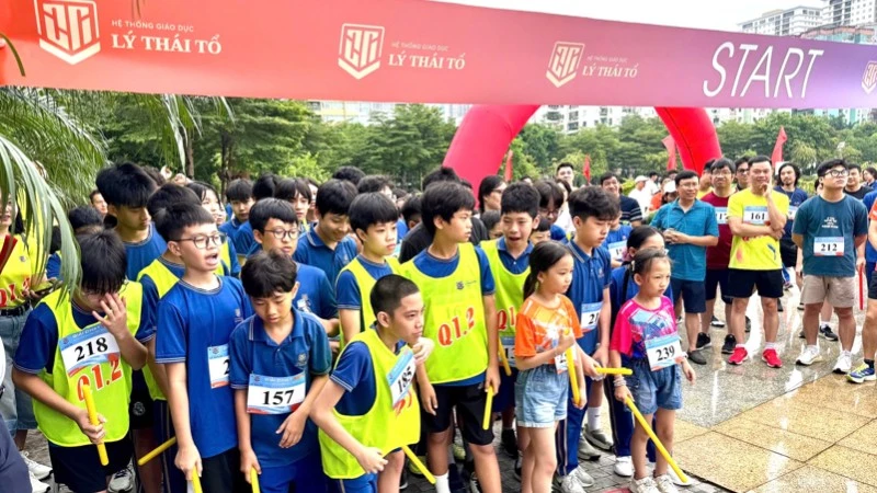 Gắn kết yêu thương qua Ngày hội gia đình học sinh Lý Thái Tổ