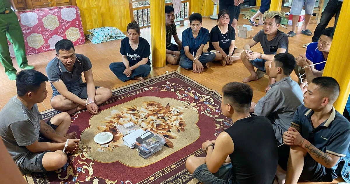 Tuyên Quang: Bắt quả tang 15 đối tượng đánh bạc