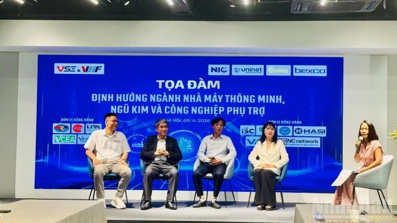 Việt Nam đẩy mạnh phát triển nhà máy thông minh và công nghiệp phụ trợ