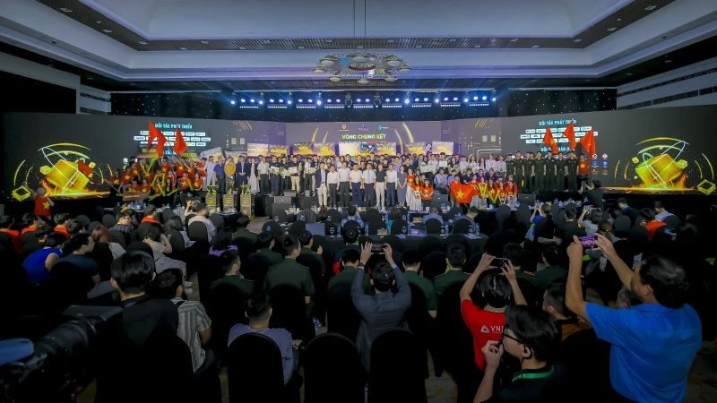 The top 16 outstanding teams reached the final. (Photo: PV)