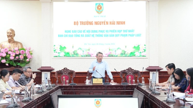 Triển khai tổng rà soát văn bản pháp luật khẩn trương, thực chất
