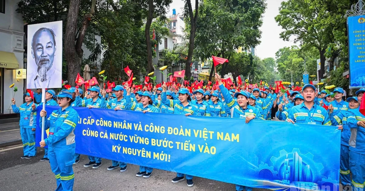 Khơi dậy mạnh mẽ khát vọng cống hiến của giai cấp công nhân