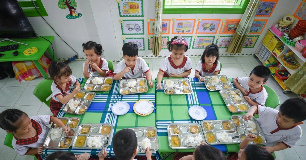 Dinh dưỡng học đường: Chìa khóa nâng cao thể lực và trí lực học sinh