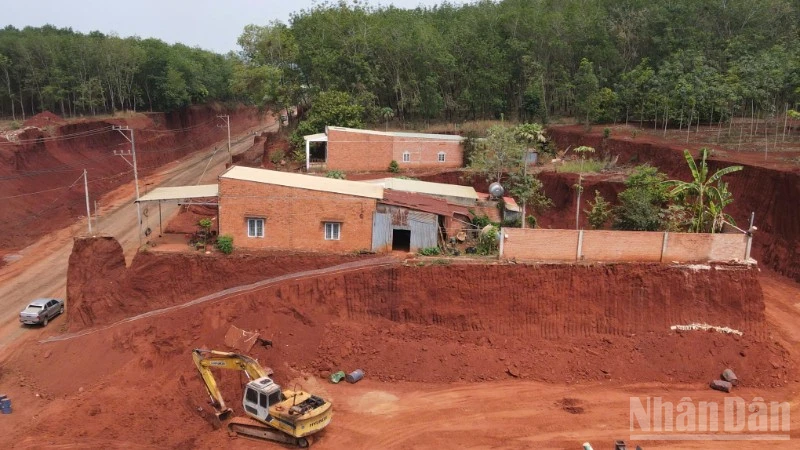 Bảo đảm tuyệt đối an toàn cho người dân khu vực nguy cơ sạt lở