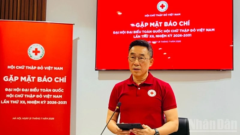 https://cdn.nhandan.vn/images/22f099ca8bc7ae81aa2a8d3416a84bf8345673eb4da1e063f0ae5c7aaea1ee1f4d9ec1502b3611ccbd103bf4e74cf52620061258ea284d3e963f5bbc2317fd8abb1940dfd8b9e131871d40854a50e212b89cedb1c10b97b3d3a4d8021285ecd7b91182b3ceba79ed805701ffbcedc9dbbc05afa29b8f36f128e8713ccab6170bcffe262f0453957831e728f1725bbcdf/ndo_br_1784608180922-5342083538035248328-5342083538035248328-3a39df31b58073f907e3a262d9202050-7546.jpg.webp