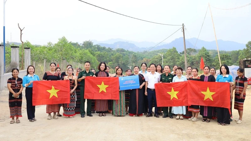 Đà Nẵng: Chuỗi hoạt động ý nghĩa “Đồng hành cùng phụ nữ biên cương