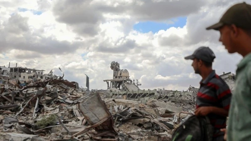 Buildings destroyed by conflict in Khan Younis, the Gaza Strip. (Photo: Xinhua/VNA)
