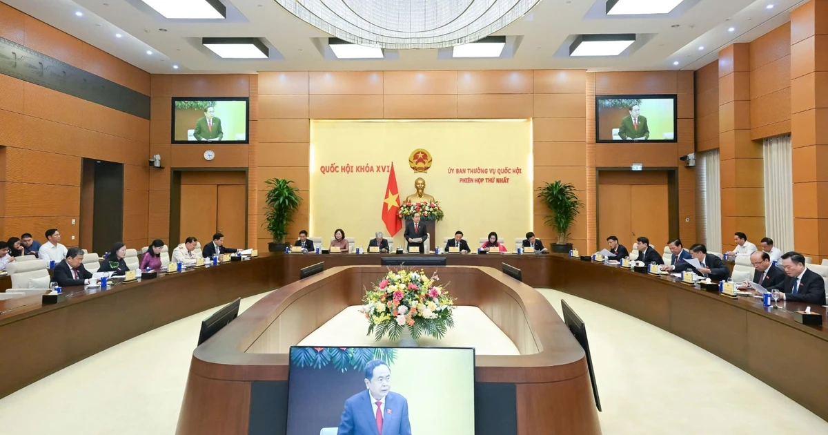 Ủy ban Thường vụ Quốc hội ban hành Nghị quyết điều chỉnh Chương trình lập pháp năm 2026