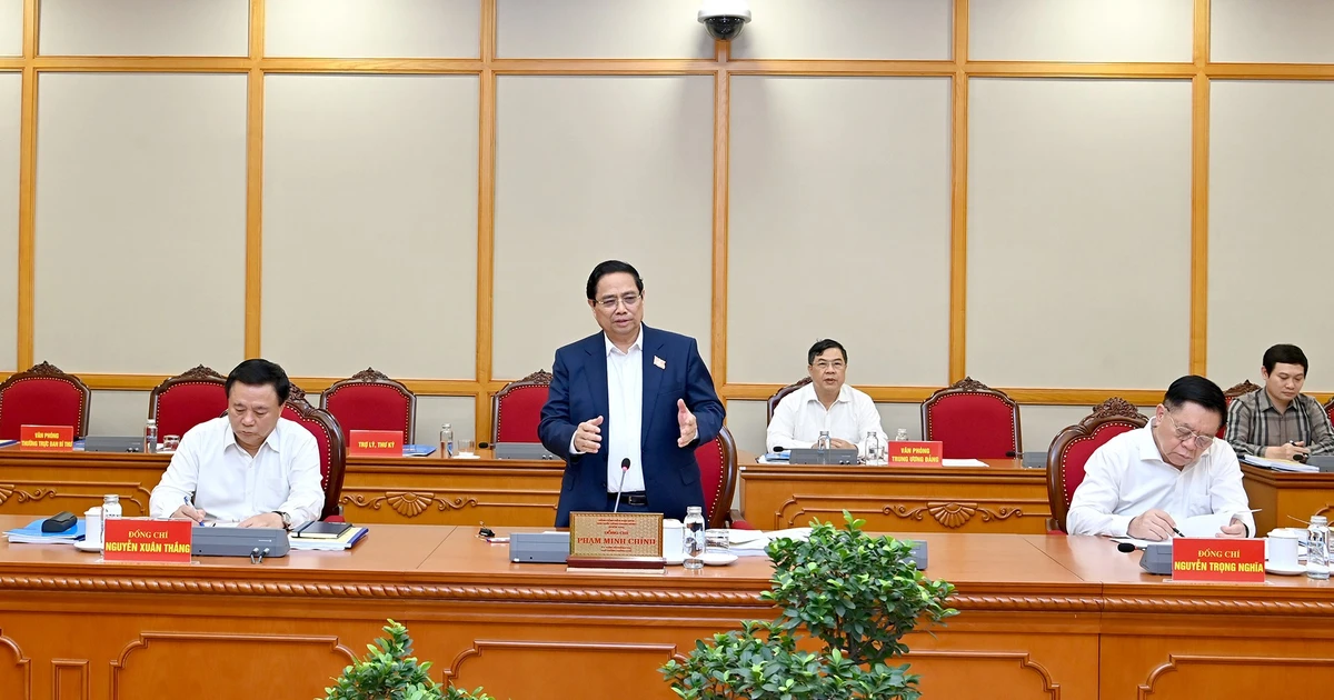 [Foto] Buró Político trabaja con Juntas Ejecutivas de Comités del PCV en Son La y Thanh Hoa