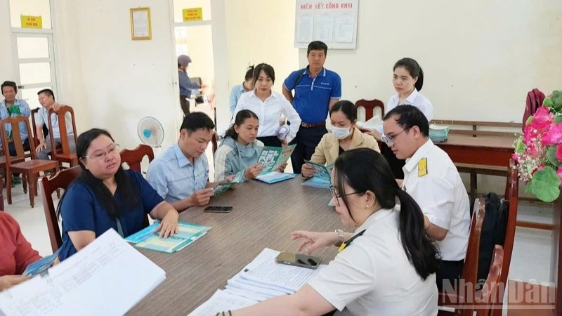 Tiếp sức cho khu vực kinh tế nhỏ: Nuôi dưỡng nguồn thu cho tăng trưởng bền vững