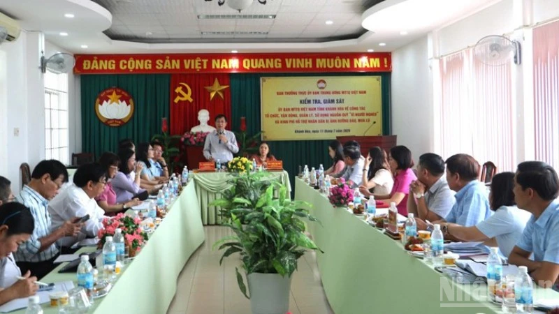 Đoàn công tác Ủy ban Trung ương Mặt trận tổ quốc Việt Nam kiểm tra công tác quản lý Quỹ Cứu trợ và Quỹ "Vì người nghèo" tại Khánh Hòa