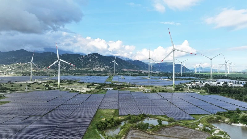 Dấu ấn thu hút đầu tư - bệ phóng nâng tầm phát triển kinh tế Khánh Hòa - Báo Nhân Dân điện tử