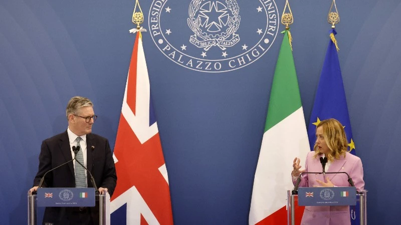 意大利总理焦尔吉娅·梅洛尼和英国首相基尔·斯塔默已确认，将出席8月18日美国总统唐纳德·特朗普与乌克兰总统弗拉基米尔·泽连斯基的会晤。（新华社/越通社）