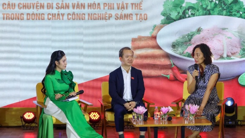 Experts share solutions to promote and enhance the heritage value of ‘pho’.