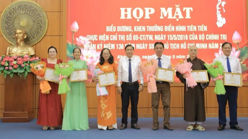 Làm theo Người bằng những hành động ý nghĩa nhất, thiết thực nhất