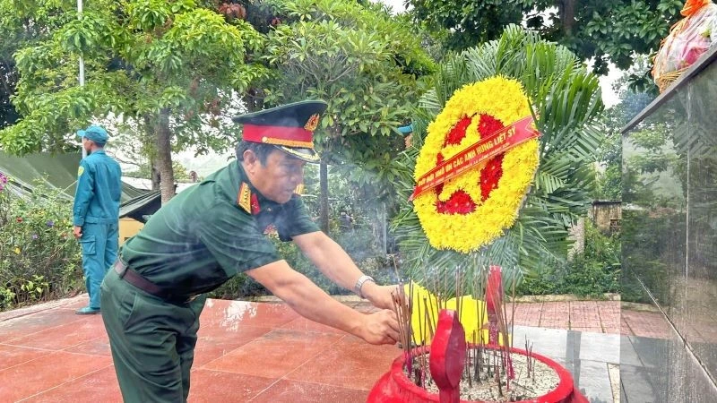 Xác định danh tính liệt sĩ tại Nghĩa trang liệt sĩ Đông Khánh Sơn
