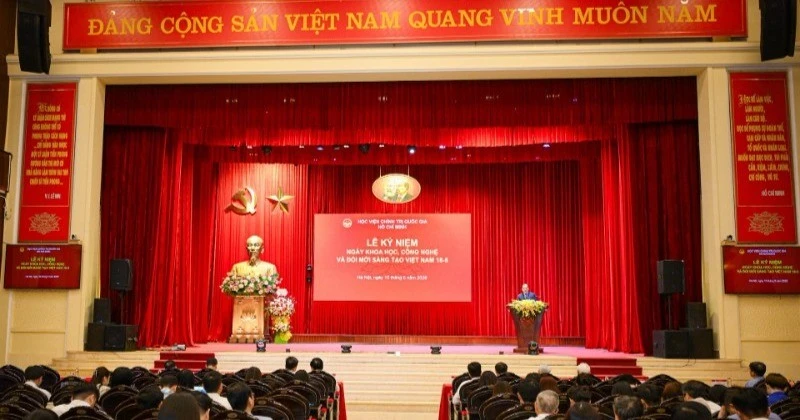 Tôn vinh những đóng góp cho khoa học, công nghệ và đổi mới sáng tạo