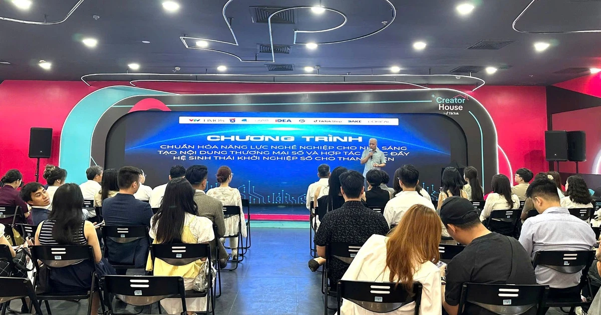 Chuẩn hóa năng lực nghề nghiệp cho nhà sáng tạo nội dung thương mại số
