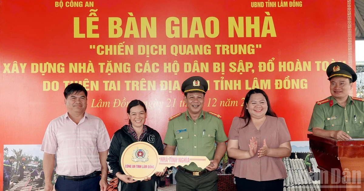 Lâm Đồng khánh thành ngôi nhà đầu tiên trong 'Chiến dịch Quang Trung'