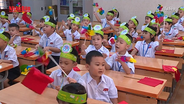 Miễn học phí toàn bộ học sinh từ năm 2025: Chi 30.000 tỷ đồng mỗi năm | Báo Nhân Dân điện tử