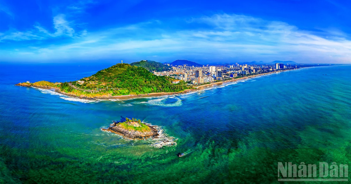 Vung Tau was recently honoured for the first time by the World Travel Awards in the category of “Asia’s Leading Coastal Resort Destination 2025”, an accolade often likened to the Oscars of the tourism industry.