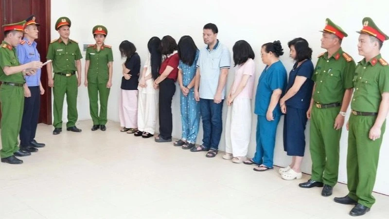 Nghệ An: Triệt xóa đường dây núp bóng phòng khám "vẽ bệnh" để lừa dối khách hàng