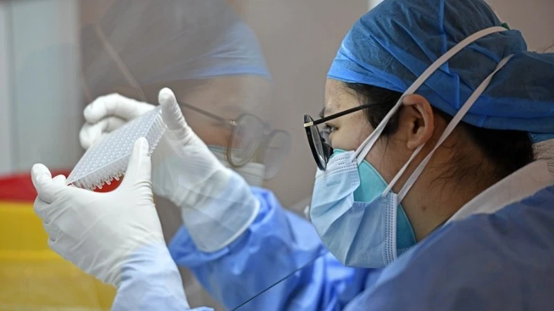 Mỹ điều tra hơn 120 phòng thí nghiệm sinh học ở nước ngoài
