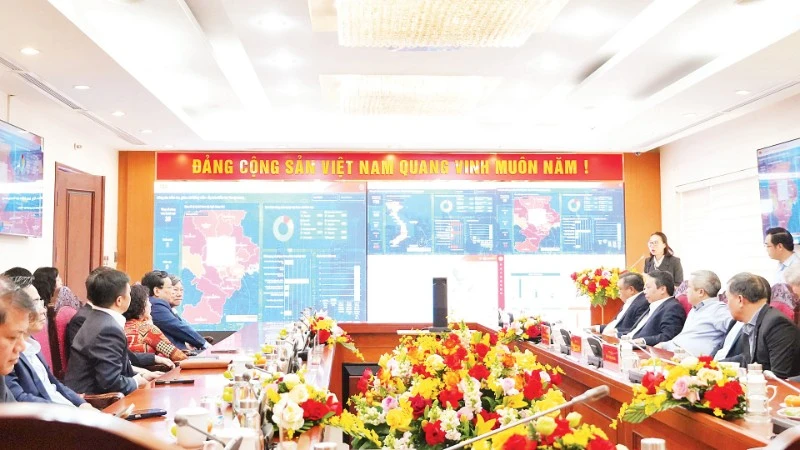 Bài 2: Thúc đẩy thực hiện thắng lợi các mục tiêu chiến lược