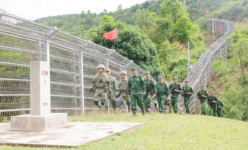 Điện Biên thực hiện tốt nhiệm vụ quản lý, bảo vệ biên giới, cửa khẩu