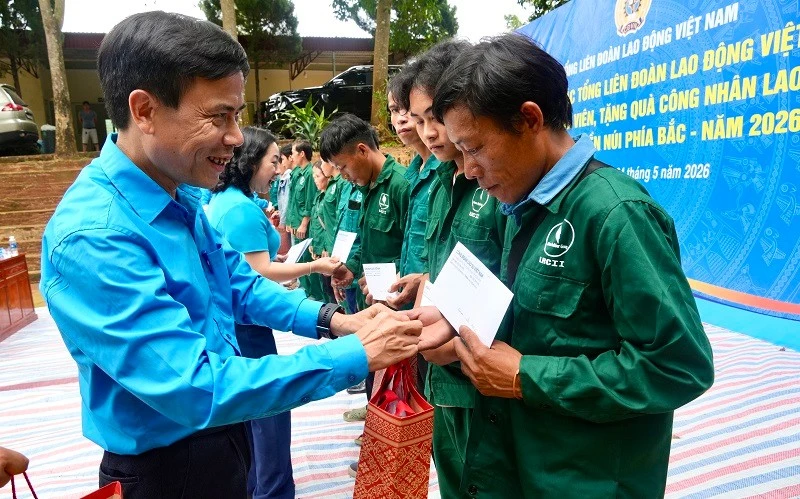 Điểm tựa" của công nhân nghèo vùng cao