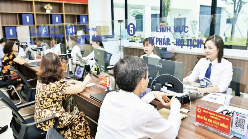 Khi người dân là trung tâm, Nhà nước chủ động phục vụ
