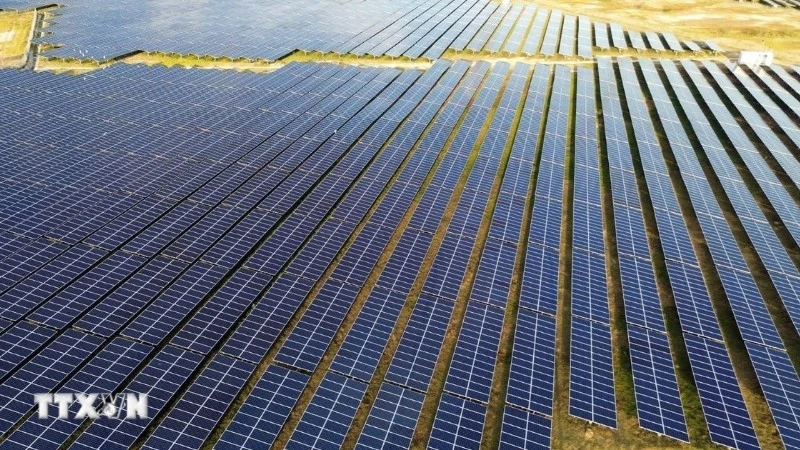 Iraq vận hành nhà máy điện mặt trời lớn kỷ lục