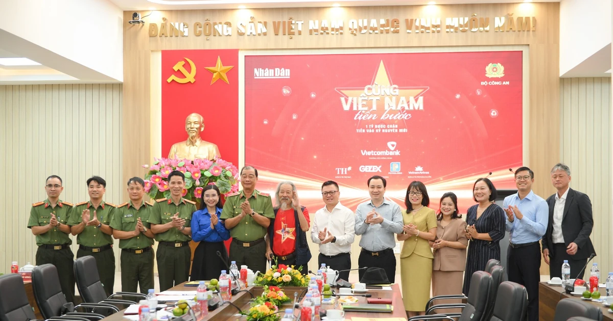 [Foto] Lanzan caminata nacional "Avanzamos con Vietnam"